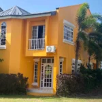 3 Bedroom Villa, Crown Point (Ref: UE-CV)